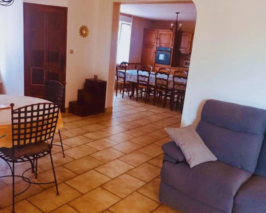 Hébergement de vacances Maison En Pierre Au Milieu Du Bocage *
